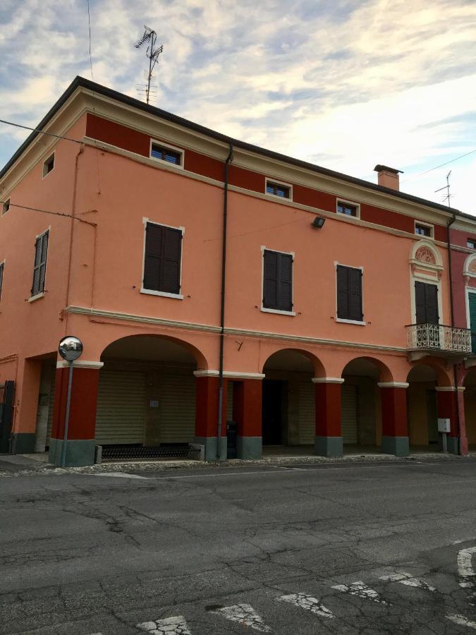 Portale Dei Soli - Room & Breakfast Rolo 外观 照片