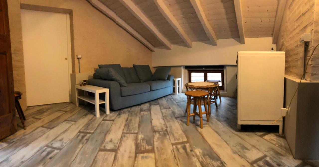 Portale Dei Soli - Room & Breakfast Rolo 外观 照片